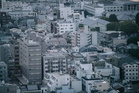 京都城市的景色以电影古代风格的日出图片