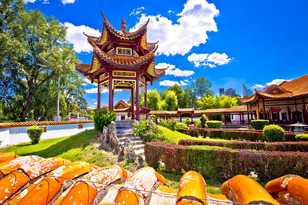 澳洲首府维雅那市多瑙公园的中华馆图片