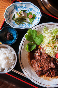 在日本的当地餐馆图片