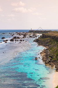 岩石悬崖和东面海边的斗篷山崎米雅科霍基那瓦雅潘图片