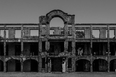 马尼拉岛科雷吉多被毁坏的建筑图片