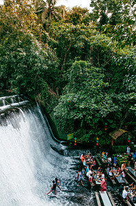 2012年11月24日菲律宾圣巴勃罗菲律宾基松蒂昂圣巴勃罗埃斯库德罗别墅瀑布餐厅图片