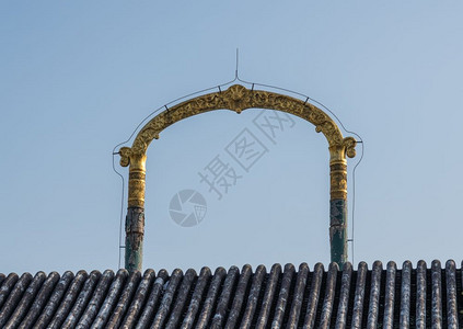 北京外的夏季宫殿屋顶背景图片
