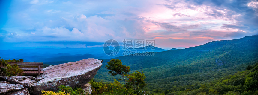 蓝脊露天风景图片