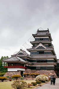 2013年5月9日纳加诺雅潘宫本城堡日首府历史城堡黑乌鸦图片