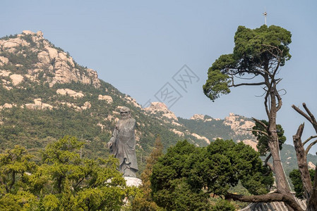 青岛崂山太清宫老子像图片