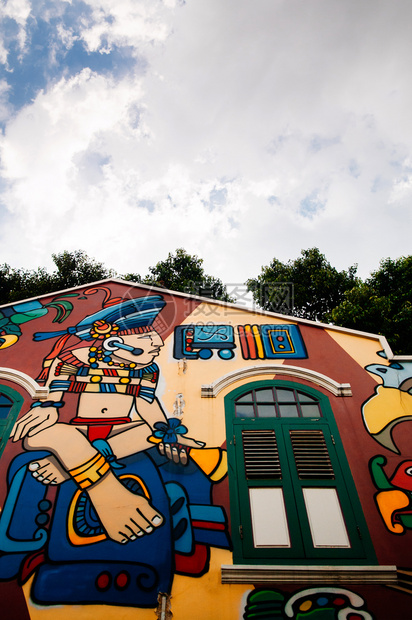 2013年月8日第号Sigapore著名的餐饮和夜生活区Kamponglam区Hji大道殖民建筑的彩色涂鸦画墙壁图片