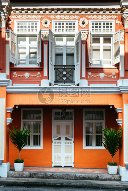 2013年12月18日新加坡新加坡唐人街著名旅游区京赛路多彩的老殖民地巴巴Nyoya传统住宅图片