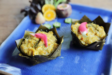 豆瓣蒸鱼含咖喱糊的蒸鱼木本背景