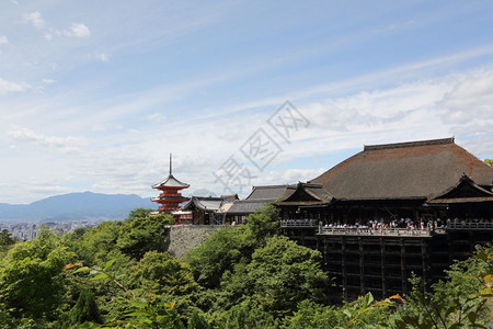 日本京都的kiyomzudera寺庙图片