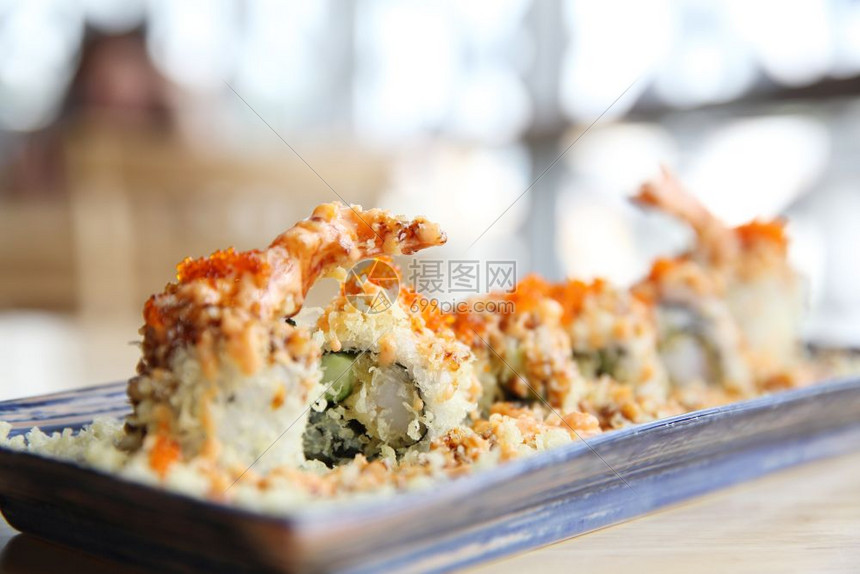 虾鱼寿司日本食图片