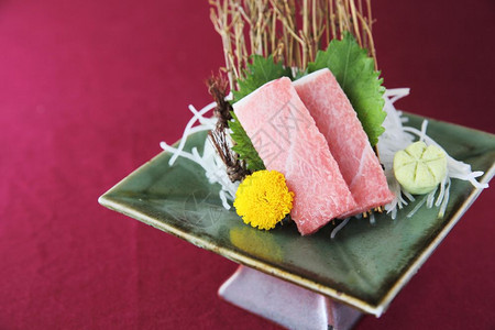 燕尾金鱼寿司图片