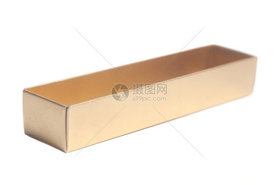 白色背景上孤立的金礼品盒图片