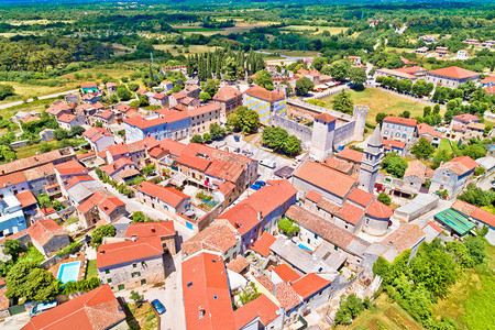 内地Istria空中观察Croati岛地区Svetincrat村图片