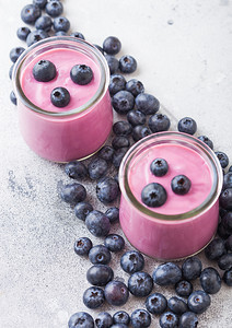 蓝莓和草莓果汁图片