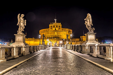 夜里没有人在桥上santgelo城堡前在罗马图片