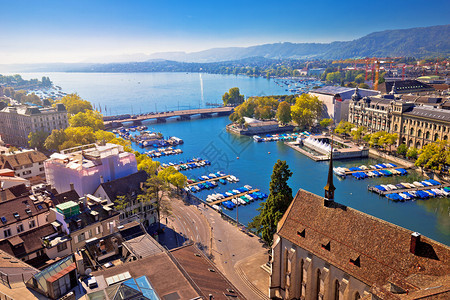 苏黎世湖和河水边空中观察瑞士最大的城市图片