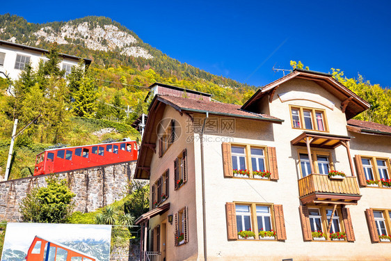 Alpnachstd村最陡峭的科格轮铁路起站这是瑞士的旅游目地图片