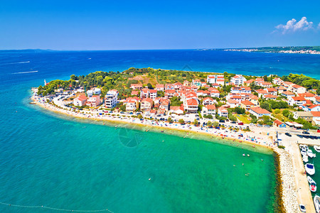 萨达尔海滨夏季空中观察croati的dlmti地区图片