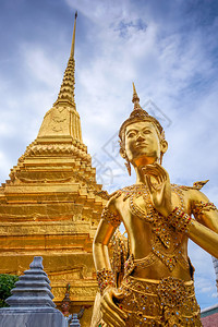 金纳拉金像在大皇宫泰国曼谷金纳拉金像大皇宫曼谷泰国图片