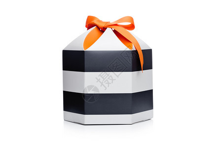 白底带黑条纹和橙色丝绸的礼品盒图片