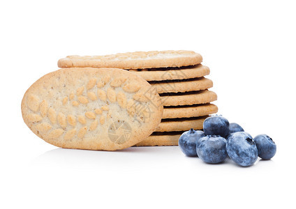 白色背景的蓝莓饼干图片