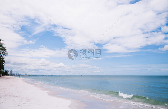 2014年7月日thauintalndhuin海滩和平夏季图片