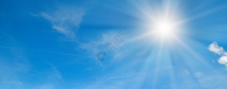 蓝天的阴云明亮中午阳光照空间宽广的照片背景图片