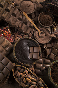 巧克力糖果甜点天然纸面上的甜食图片