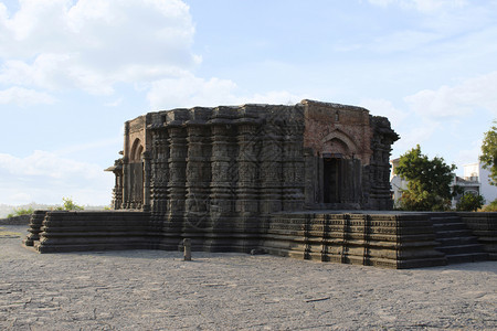 达尼娅苏丹寺庙侧视图罗纳尔布达区马哈拉施特因地迪亚达尼娅苏丹寺庙侧视图洛纳尔因地迪亚图片