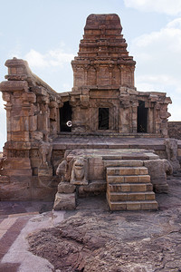 上西瓦拉亚寺庙北巴达米堡卡纳塔因迪亚图片
