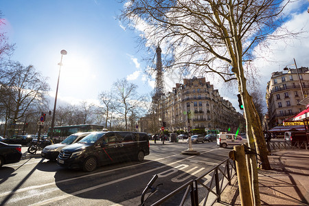 2018年3月9日巴黎和埃菲尔塔街道的美景图片