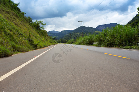传统热带公路布拉西里齐尔图片