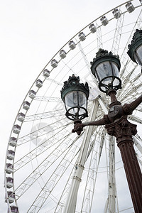 巴黎协和广场的摩天轮图片