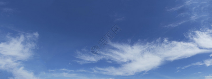 蓝色天空中的白云自由复制空间抽象背景气候旅行环境图片