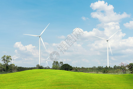 具有绿色草场的地面生态动力清洁能源概念图片