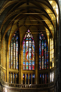 圣殿大教堂的彩色玻璃窗图片