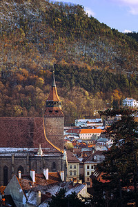 罗马尼亚州布拉索夫的历史中心与黑色教堂图片