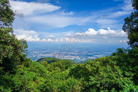 山区和丛林地貌泰王国吉昂马图片