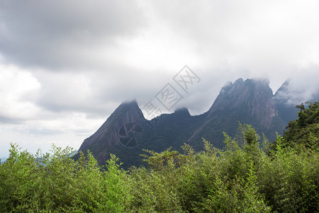 布拉齐尔公园著名山峰图片