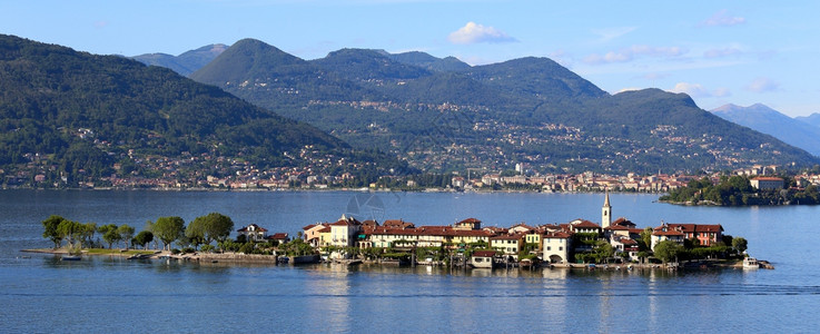 意大利的马焦雷湖图片
