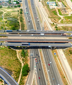 高速公路交界基础设施桥上的交通卡车汽停放伊斯坦堡火鸡图片