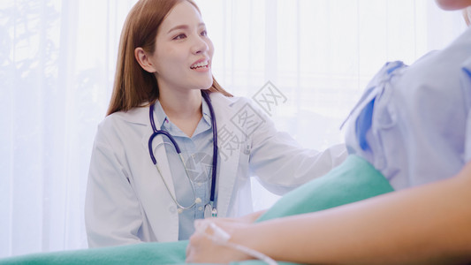 背影牵手背景-背影牵手摄影图片-抽象的人类心脏背影和大理石纹图片-