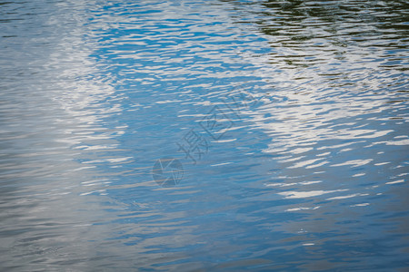 河水面背景_河水面摄影图片_河水面壁纸_摄图网