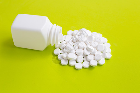 头孢抗生素背景