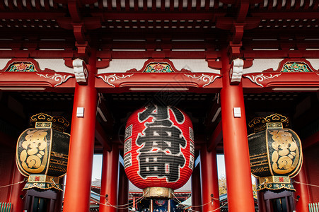 2018年月9日本东京askuenoji寺庙巨型圣红灯或霍佐蒙门的Chcin图片