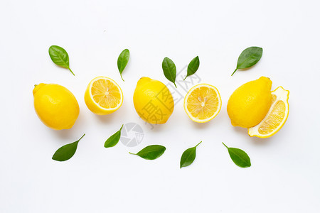 新鲜柠檬叶子在白色背景上被孤立图片