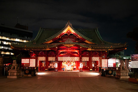 2018年月4日东京本康达Myojin古老主殿堂在夜晚的黑暗中成长图片