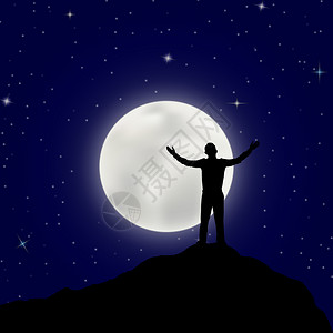 人站在山顶上双手举起迎着满月的亮图片