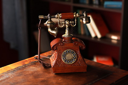 古老的红色电话古老的旧电话古老旧电话古老红色电话图片